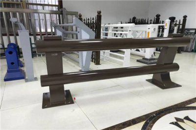公路防撞護欄